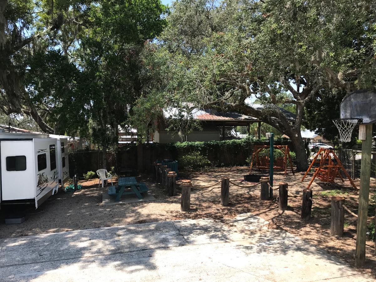 Steinhatchee River Inn And Marina 외부 사진