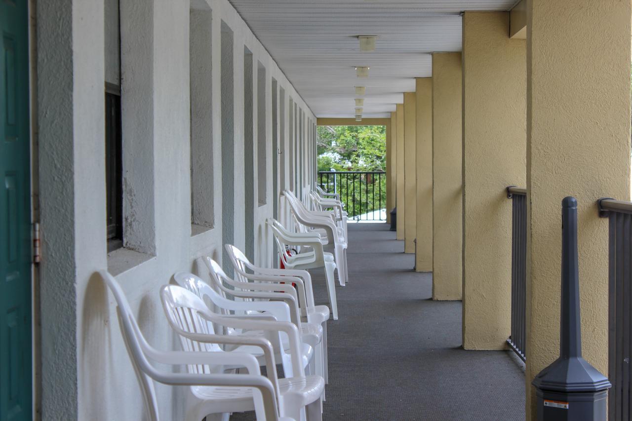 Steinhatchee River Inn And Marina 외부 사진