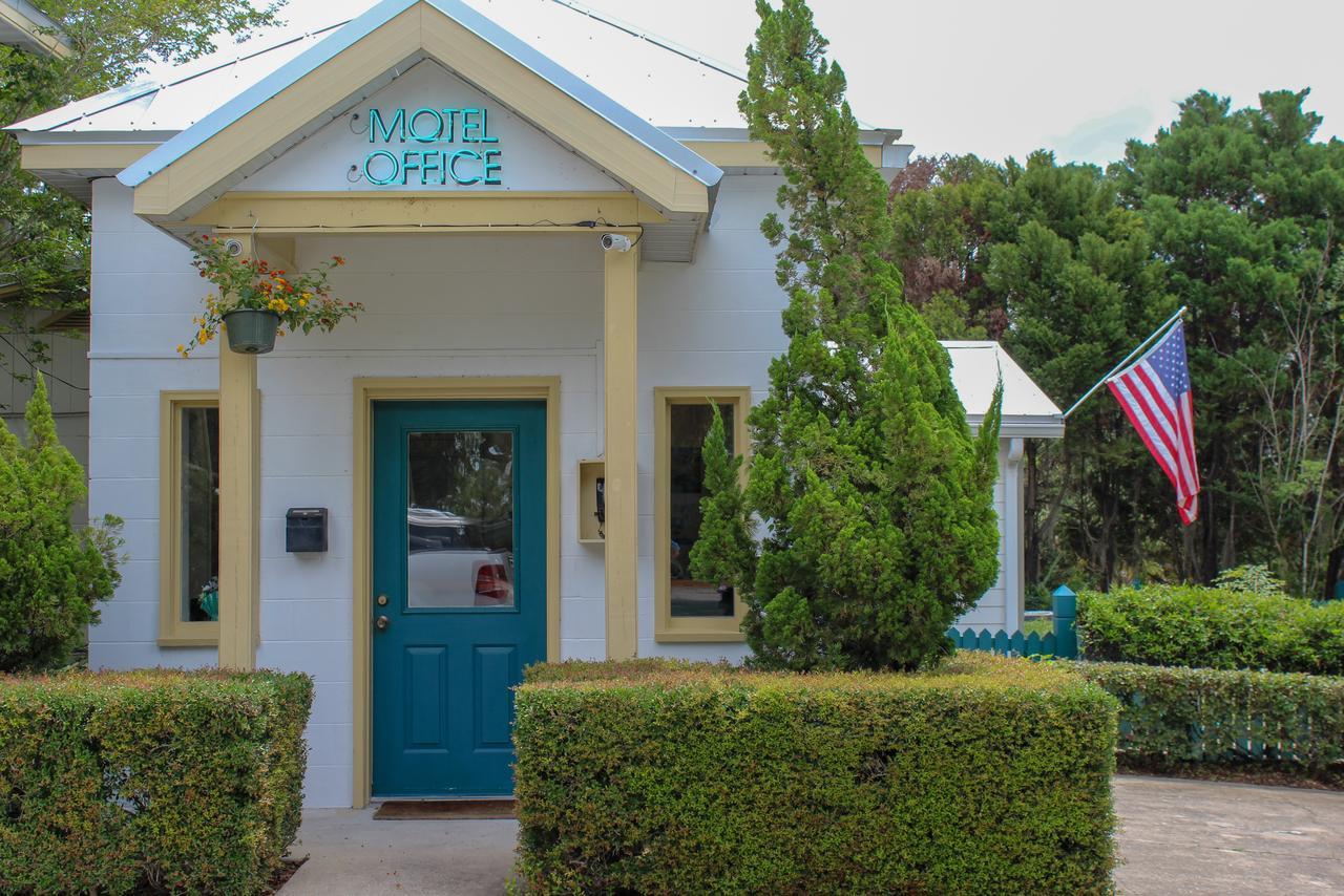 Steinhatchee River Inn And Marina 외부 사진