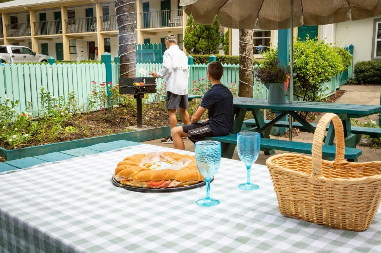 Steinhatchee River Inn And Marina 외부 사진